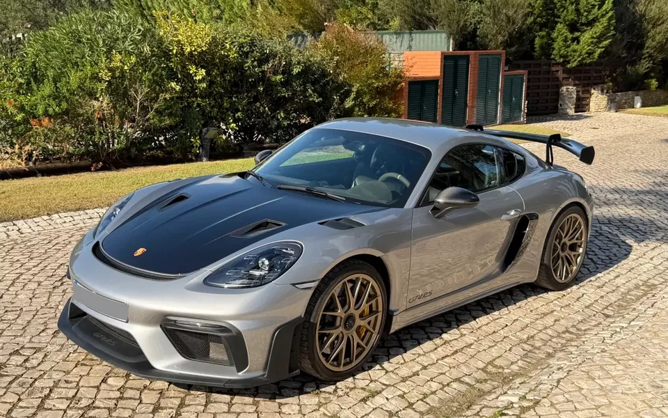 Porsche 718 Cayman GT4 RS