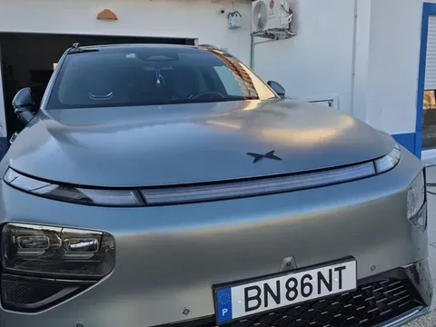 Xpeng G9 98 kWh AWD Performance