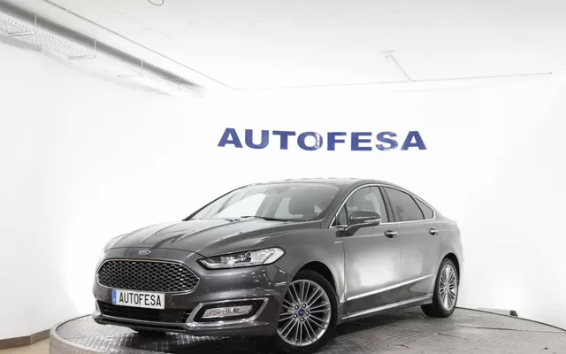 Ford Mondeo 2.0 HEV VIGNALE AUTO 187CV 4P #CUERO, NAVY, PARKTRONIC