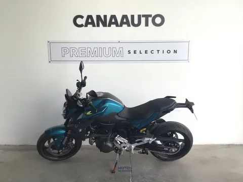 BMW F900R Roadster / Naked Bike