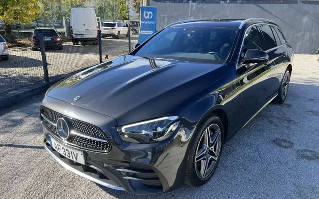 Mercedes-Benz E 300 de AMG Line