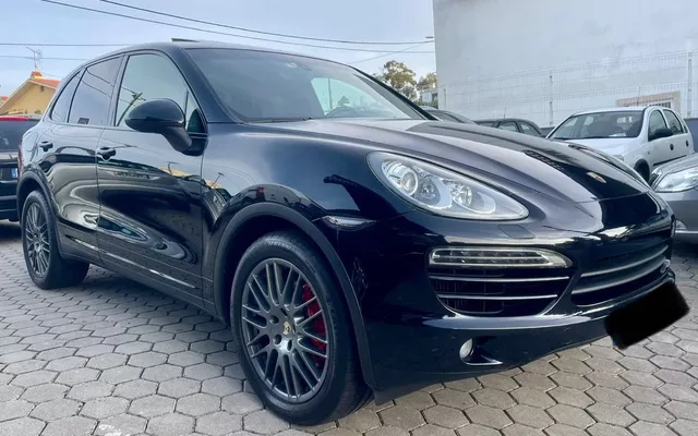 Porsche Cayenne Tiptronic