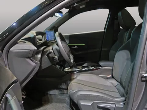 PEUGEOT - 2008 - 2008 1.2 Hybrid Style e-DCS6