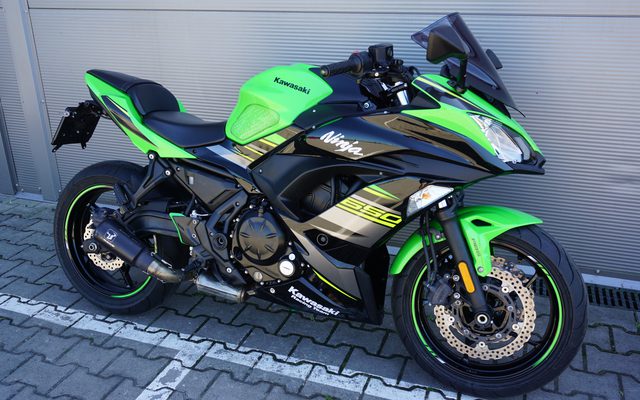 Kawasaki Ninja 650 KRT