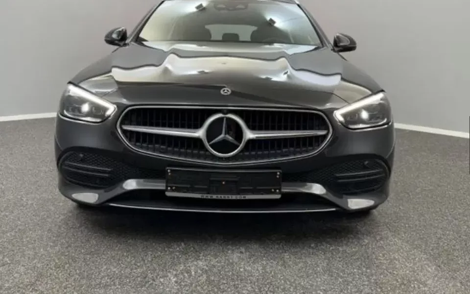 Mercedes-Benz C 300 e T 9G-TRONIC Avantgarde