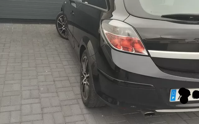 Opel Astra GTC 1.7 CDTI