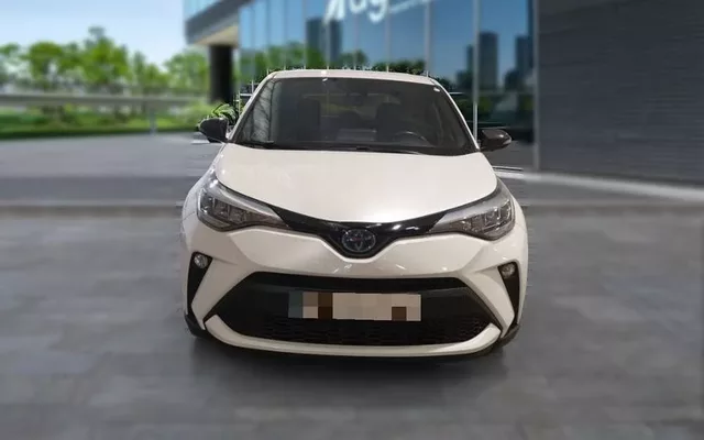 TOYOTA C-HR + 1.8 125H Advance
