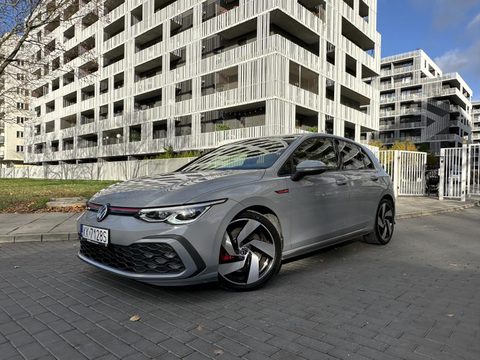Volkswagen GOLF 2021