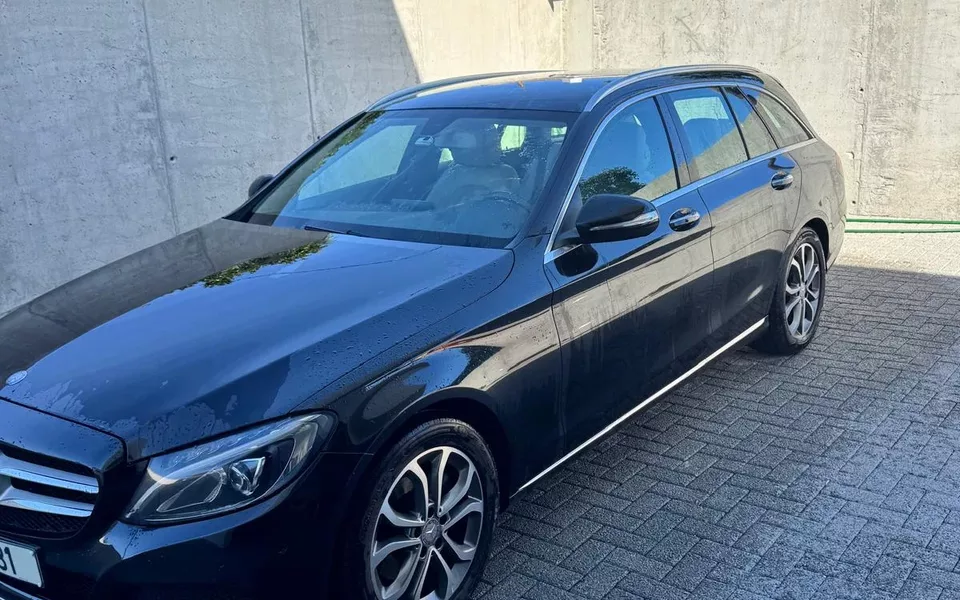 Mercedes-Benz C 220