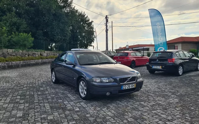 Volvo S60 2.4 D5 Nivel 3
