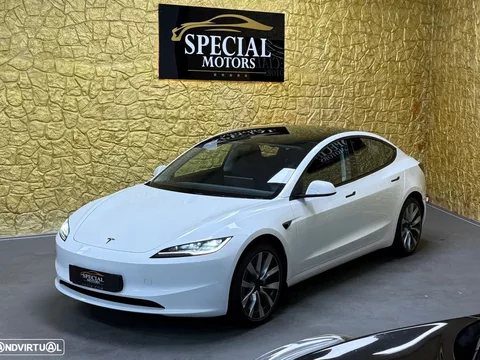 Tesla Model 3 Tração Traseira Premium