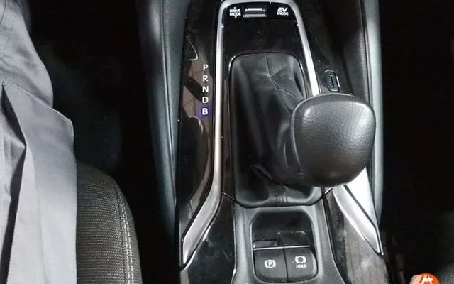 TOYOTA Corolla 140H Style