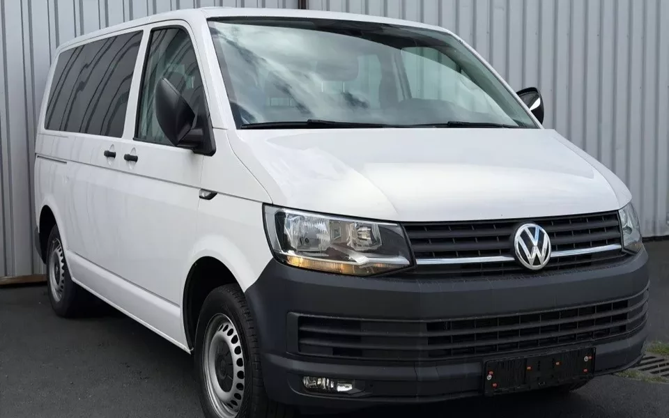 VOLKSWAGEN Caravelle Caravelle 2.0 TDi