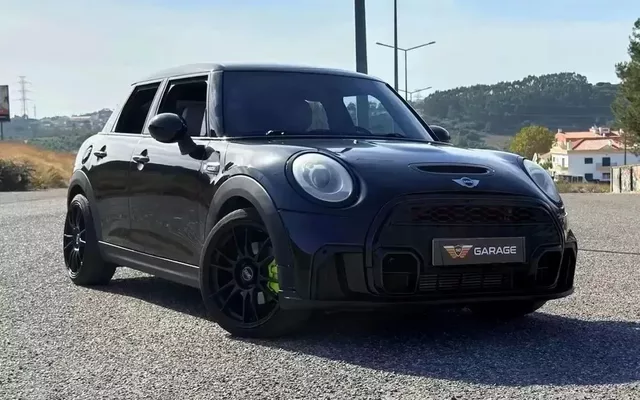 MINI 5 Portas Cooper S Auto Desportiva