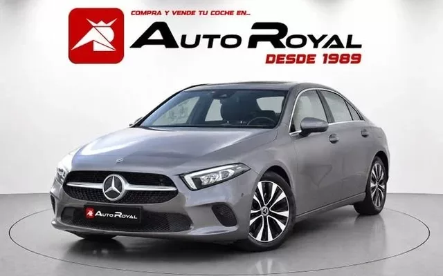 MERCEDES-BENZ Clase A A 180 d Sedan