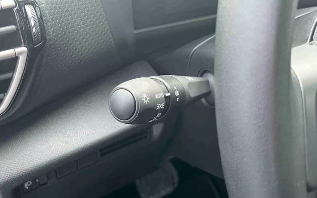 CITROEN - C4 - C4 1.2 Hybrid Plus e-DSC6