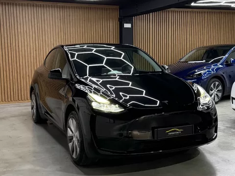 Tesla Model Y Standard