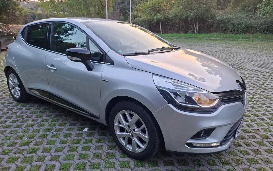 Renault Clio 0.9 TCe Limited Bi-Fuel