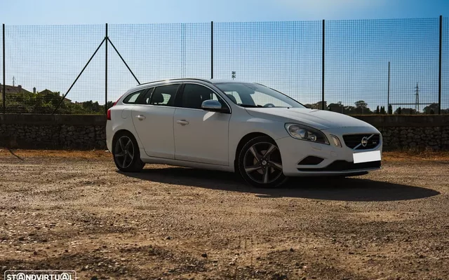 Volvo V60 2.0 D3 R-Design Start/Stop