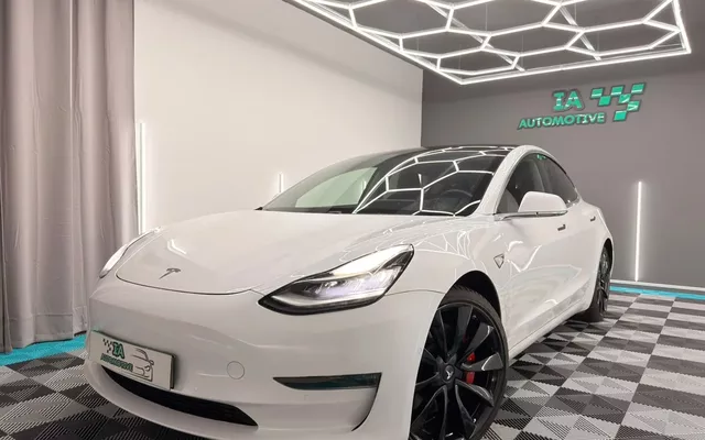 Tesla Model 3 Performance Dual Motor AWD