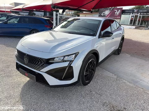 Peugeot 408 1.6 Hybrid Allure Pack e-EAT8