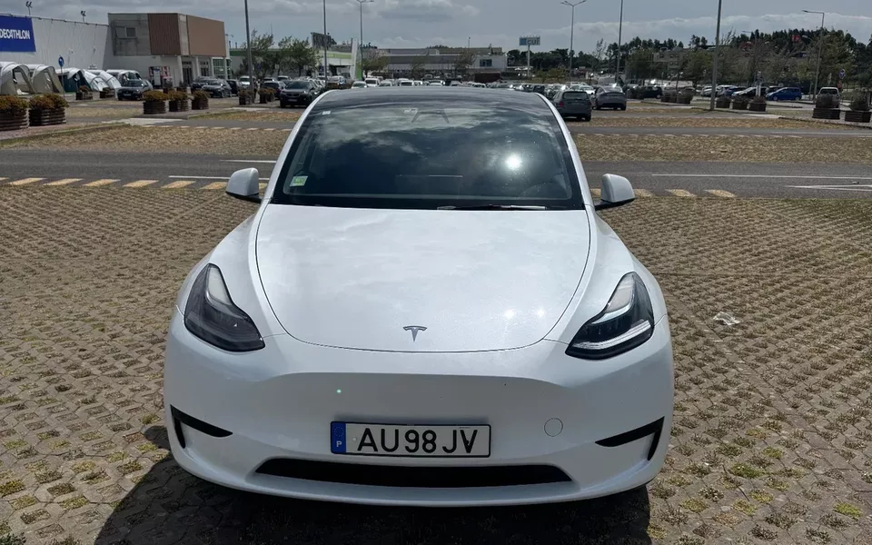 Tesla Model Y Tração Traseira