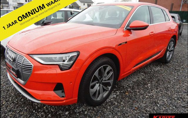 Audi - E-tron Quattro ! 21.000 km !! trekh/gps/camera enz..