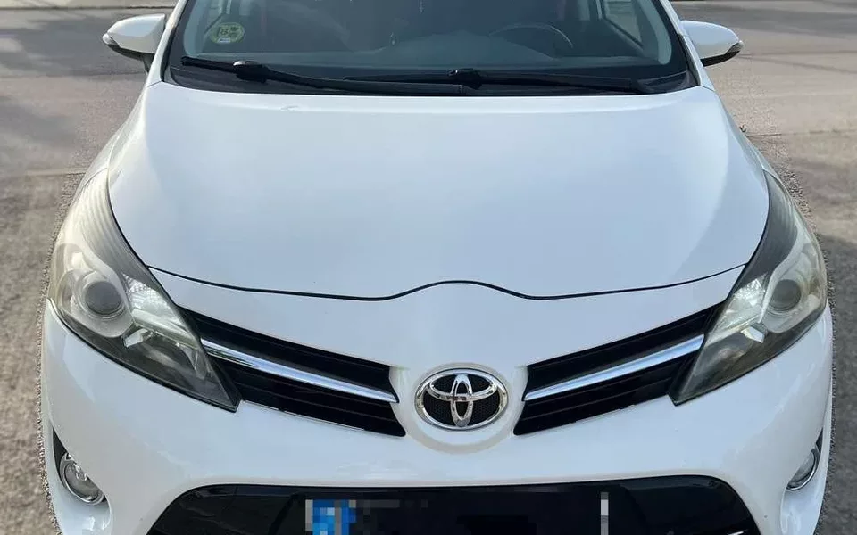 TOYOTA Verso Verso 2.0D Active 120 5pl.