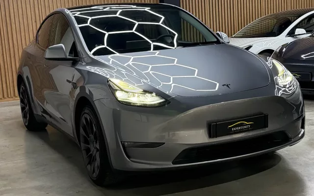 Tesla Model Y Long Range Tração Integral