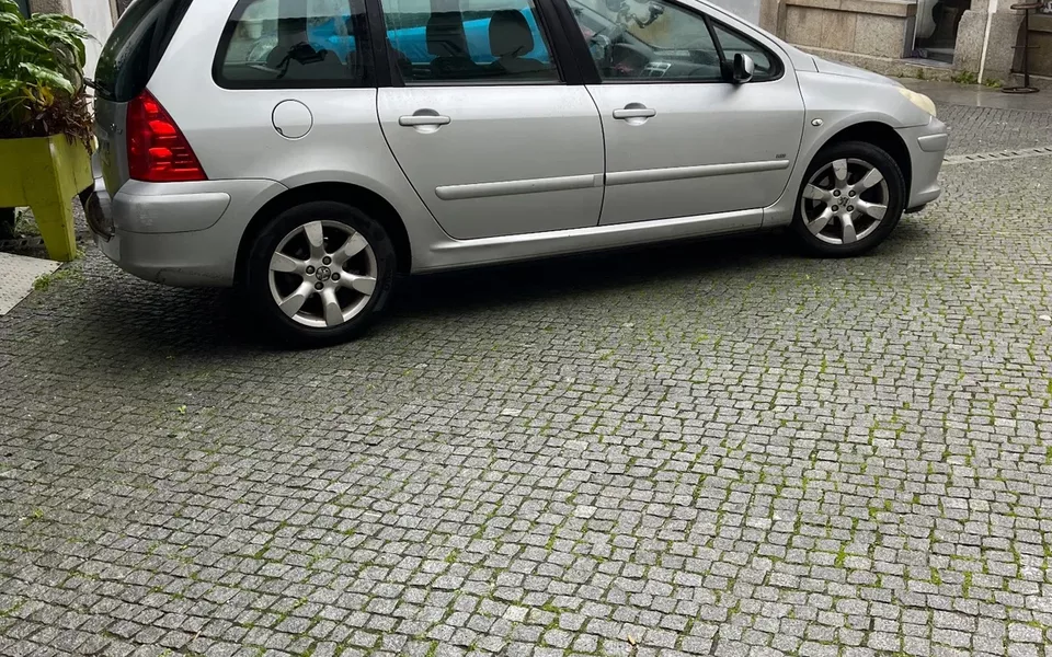 Peugeot 307 SW 1.6 HDi Black & Silver
