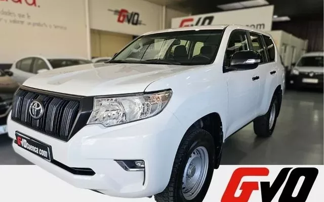 TOYOTA Land Cruiser 2.8 D-4D 177CV GX