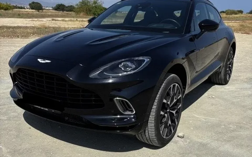 ASTON MARTIN DBX DBX 4.0 AWD Aut.