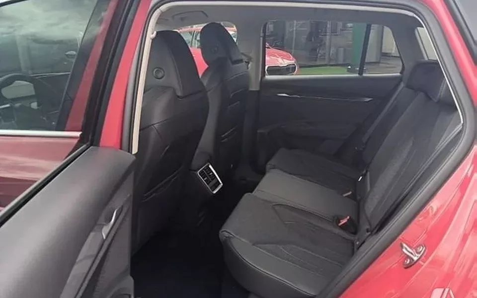 SKODA Elroq 85 210 kW (285 CV) (PYLJK283)