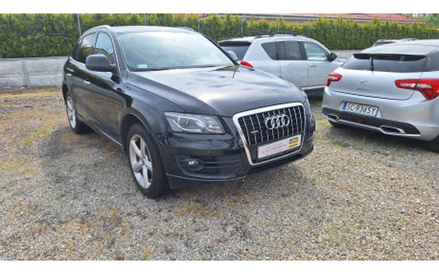 AUDI Q5 2.0D, 2010 ROK