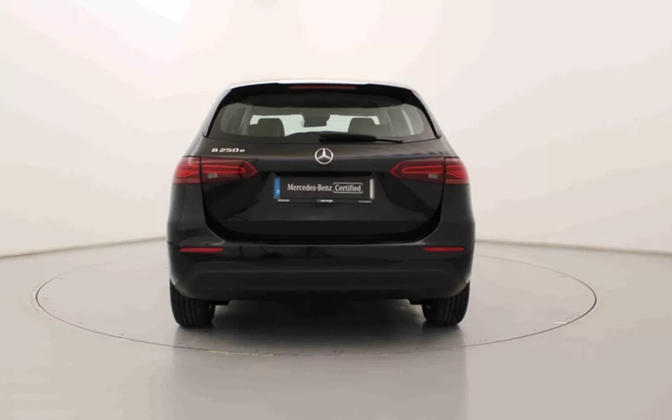 MERCEDES - Classe B - B 250 e