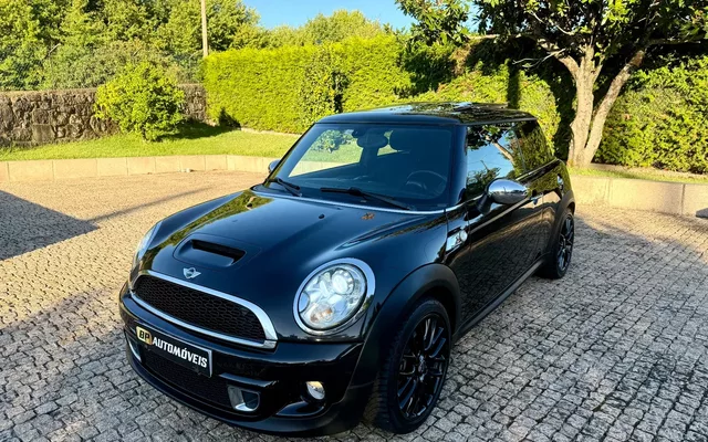 MINI 3 Portas Cooper SD Auto