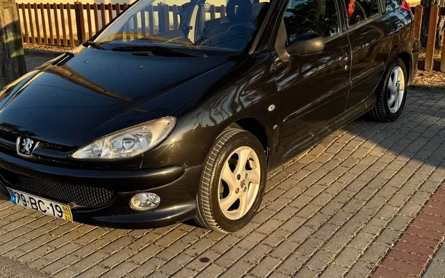 Peugeot 206 1.4 16V XT