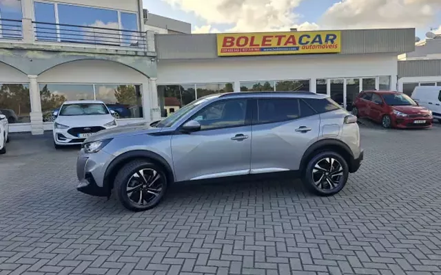 Peugeot 2008 2021 1.5 BlueHDi Allure