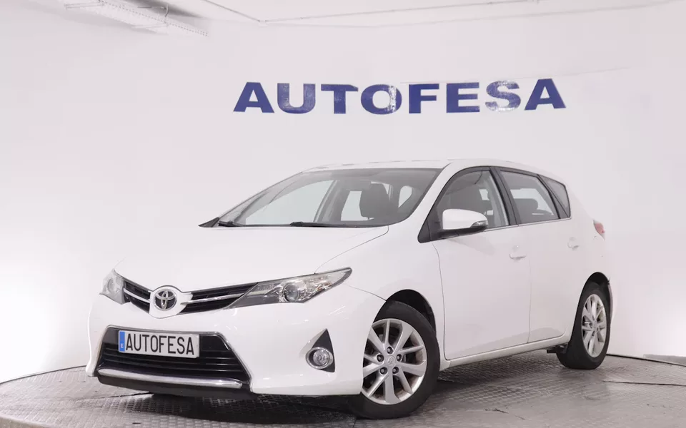 Toyota Auris 1.4 D-AD LIVE 90CV 5P # CAMARA TRASERA