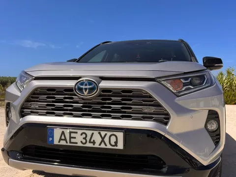 Toyota RAV4 2.5 HDF Square Collection