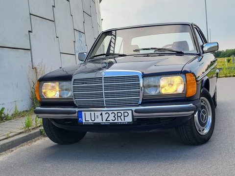 Mercedes-Benz W123