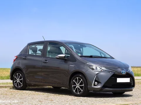 Toyota Yaris 1.5 HSD Comfort +P.Style+P.Techno