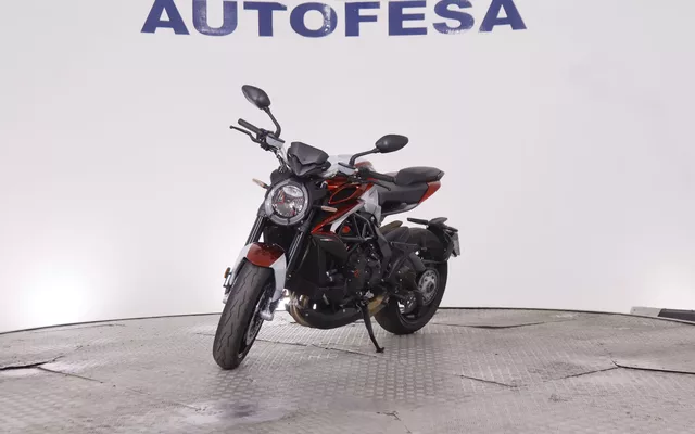 MV AGUSTA BRUTALE RR 800 BRUTALE RR 800 140CV ABS # GARANTIA FABRICA HASTA 9/2027,FAROS LED,