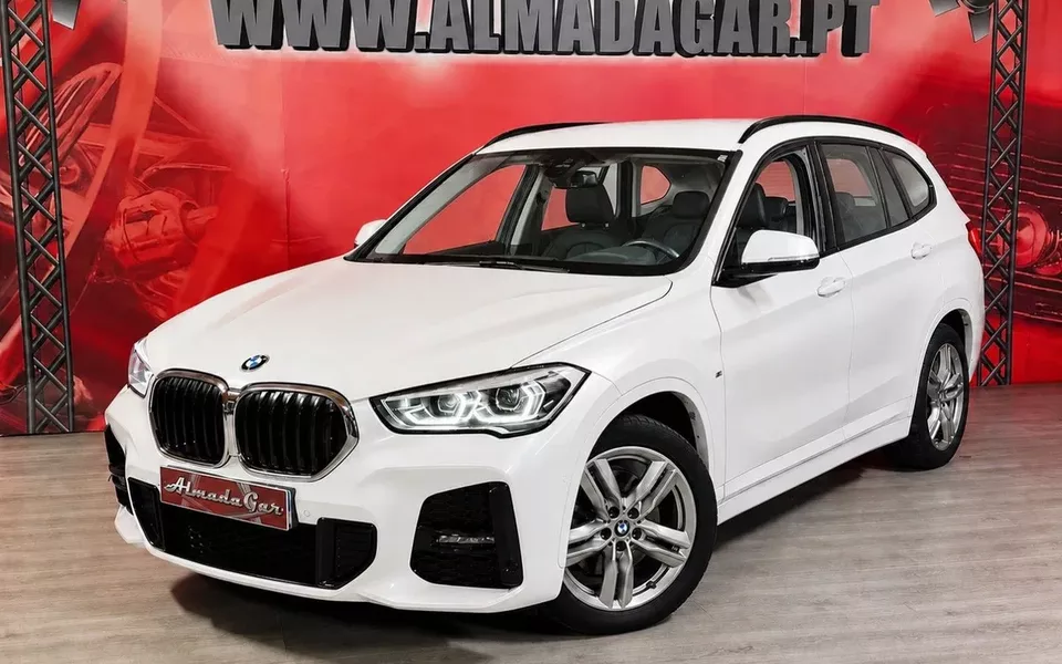 BMW X1 25 e xDrive Pack M