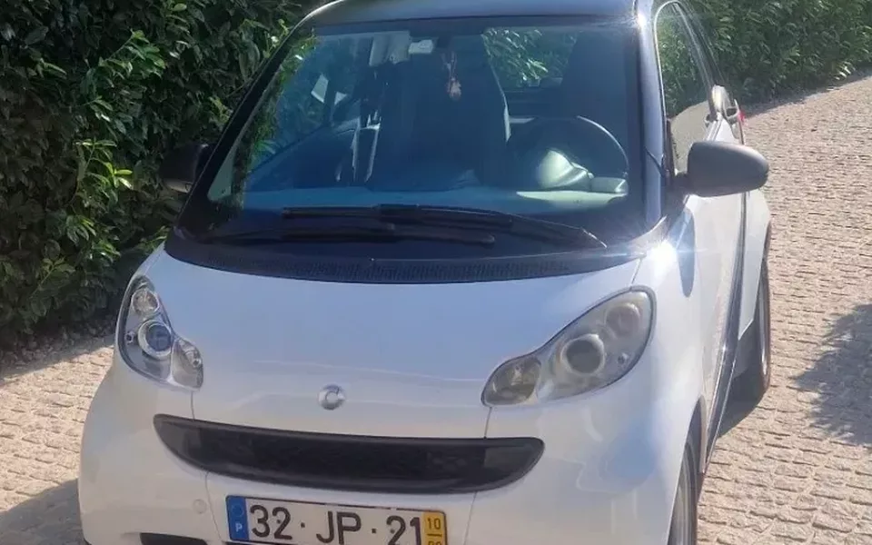 Smart ForTwo Coupé 1.0 mhd Pure 61