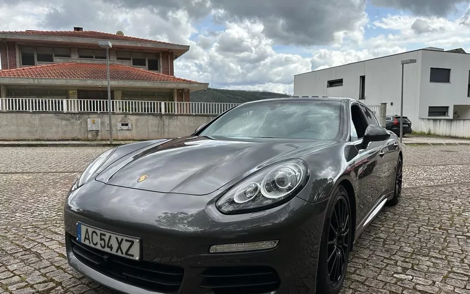 Porsche Panamera S Hybrid