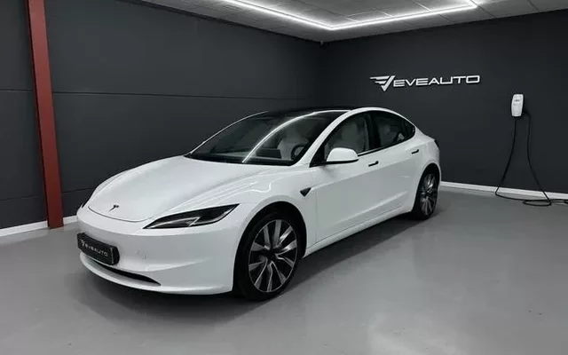 TESLA Model 3 RWD trasera acabado Premium - 32900€ en Albalat dels sorells