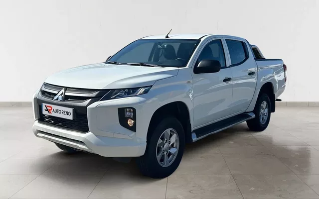 Mitsubishi L200 2.3 DI-D Space Cab Invite 4WD
