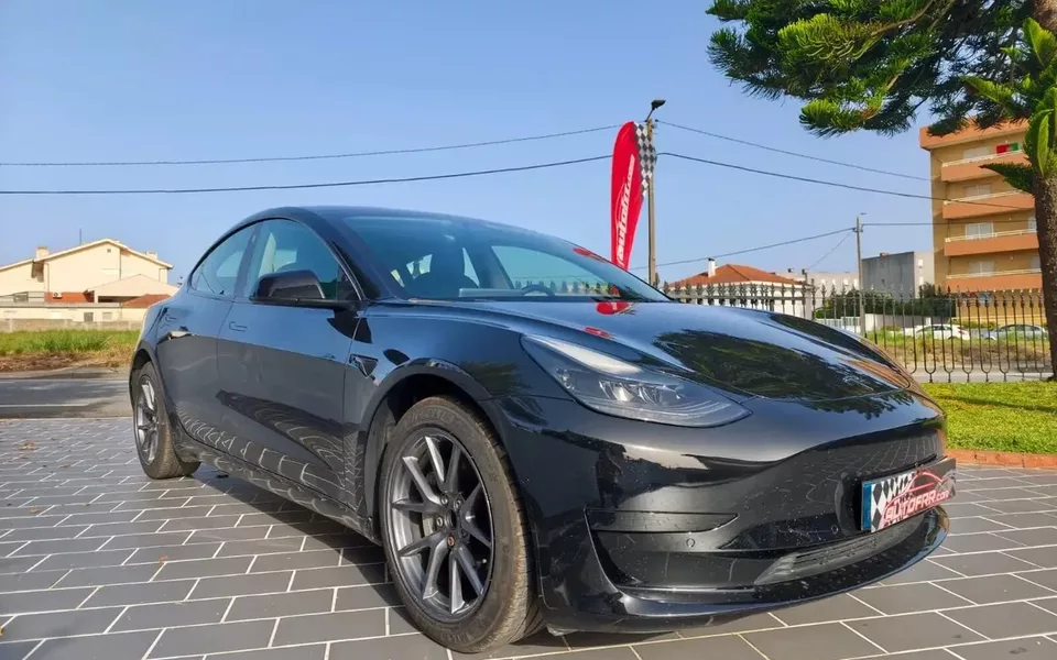 Tesla Model 3 Tração Traseira Premium