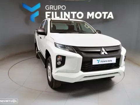 Mitsubishi L200 2.3 DI-D CD Invite 4WD